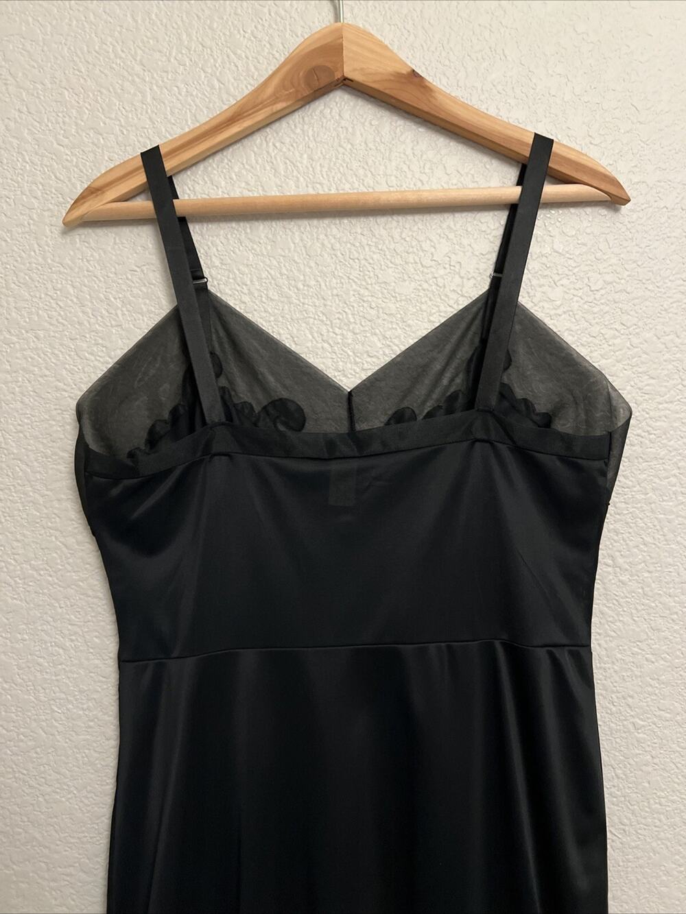 Vintage Lingerie Dress Slip Knee Length Black Quiet Luxury USA Pin Up 38